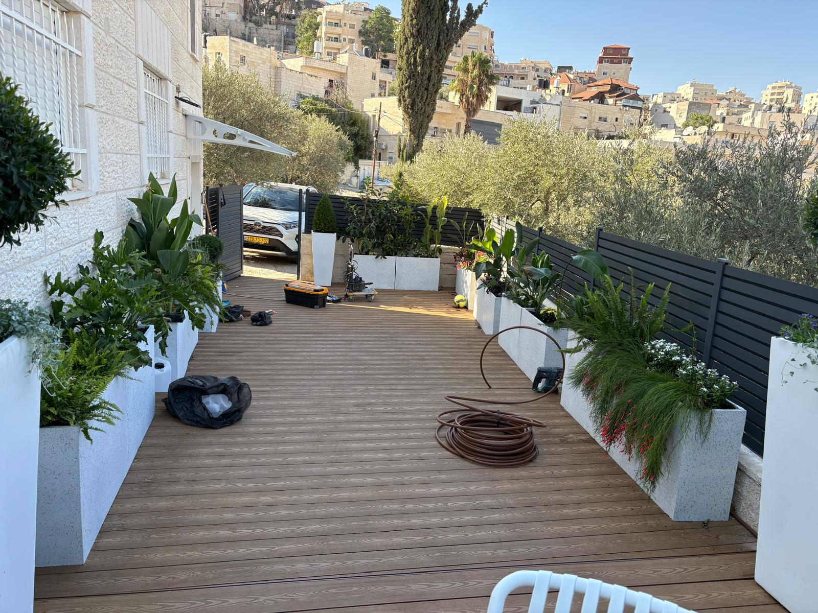 גינה מעוצבת – פרויקט H